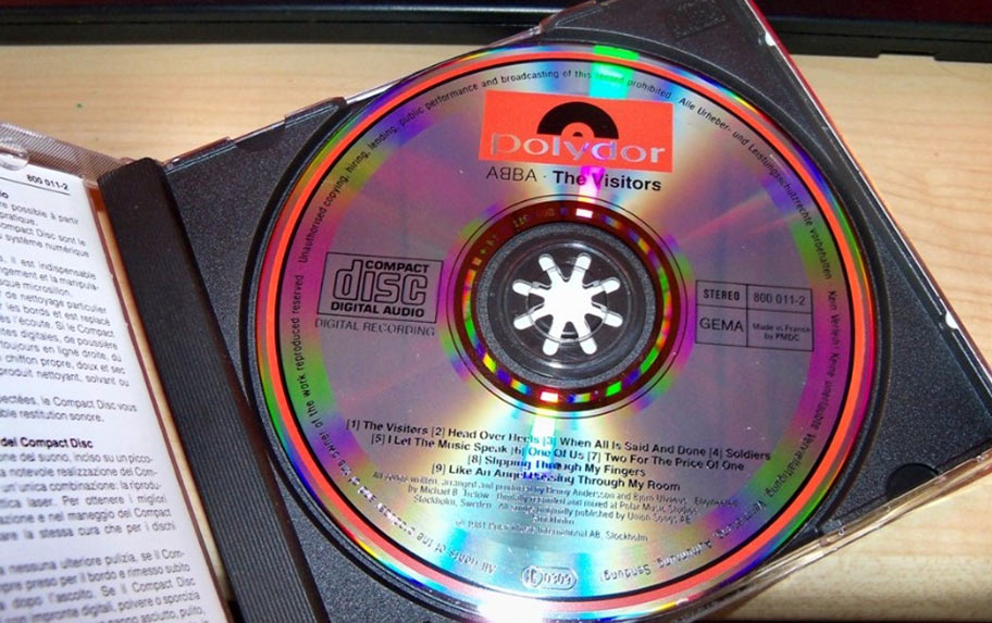 Compact disc